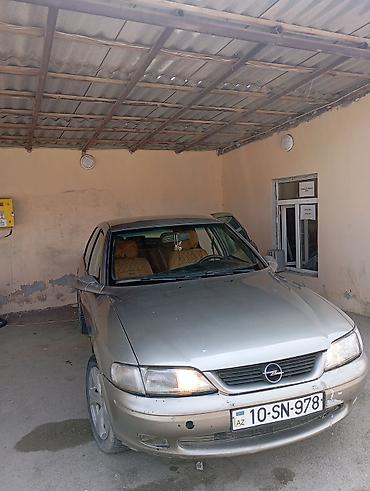 Opel Vectra: 1.8 l | 1997 il 600560 km Sedan lalafo.az -da Opel Vectra: 1.8 l | 1997 il 600560 km Sedan
