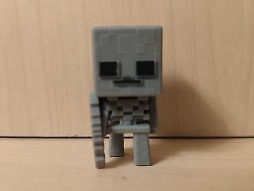 oyuncaq qiz ucun: Minecraft Kinder Skeleton Fiquru — 1