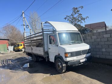 гигат 811: Грузовик, Mercedes-Benz, Стандарт, 5 т, Б/у