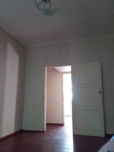 Köhnə tikili: Bakı, 3 otaqlı, Köhnə tikili, 50 kv. m — 9