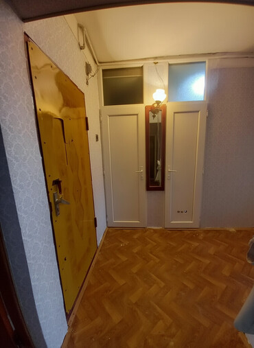 Uzunmüddətli kirayə mənzillər: Salam. Kirayə verilir. 12mkr. Sumqayıt hospitalın yanında. Leninqrad — 1