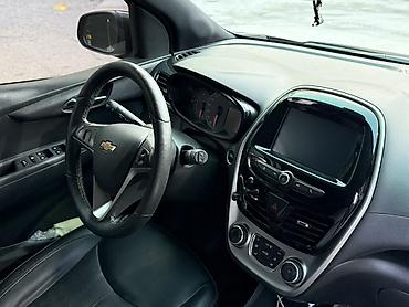 купить портер 1: Chevrolet Spark: 2017 г., 0.1 л, Автомат, Бензин, Хэтчбэк — 5