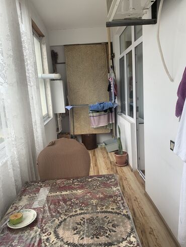 Otaqların uzunmüddətli kirayəsi: Oglan otaq yoldaşı axtarılır temizkar olsun Qarayev metrosuna 10 deq — 4