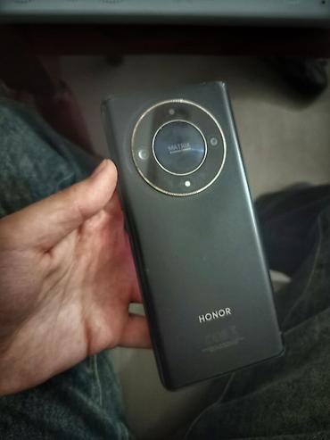 telefon lambard: Honor Magic 5 Lite, 256 GB, rəng - Qara, Barmaq izi — 2