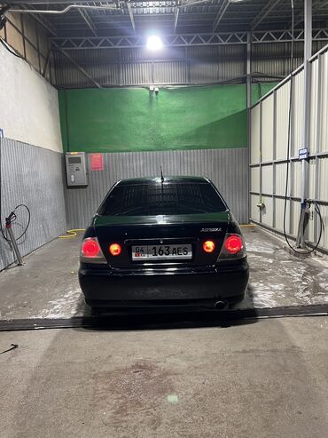 задний мос москвич: Toyota Altezza: 2003 г., 2 л, Автомат, Бензин, Седан