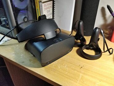 бу духопка: Oculus rift s Vr очки, шлем виртуальной реальности. В игры играете с