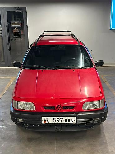на руках только тех паспорт: Volkswagen Passat: 1990 г., 1.8 л, Механика, Бензин, Универсал — 2