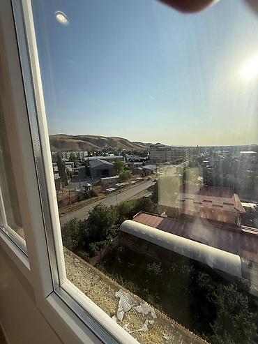 flat osh: 1 комната, 45 м², 106 серия улучшенная, 3 этаж, Евроремонт — 5