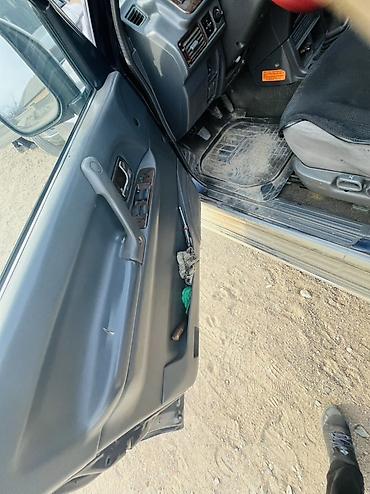 Другие детали салона: ⸻ 🚗 Срочно продается Mitsubishi Pajero 📅 Год: 2005 🔧 Двигатель: 2.5 — 4
