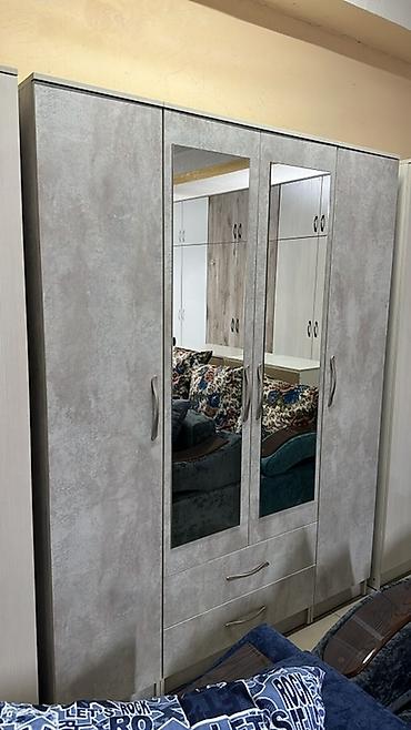 шкафчики для ванной комнаты: Шкаф-купе распашной 4-дверный с зеркалами - Конфигурация: четыре — 4
