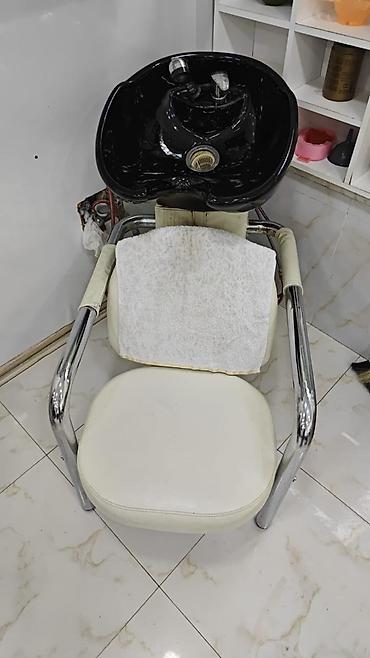 Salon, tibbi kreslolar: Nigar3. Saç moykası satılır. 150 azn yaxşı vəziyyətdədir. ünvan — 1