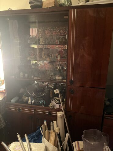 Гарнитуры для зала: Гарнитур для зала, Б/у, Тумба под ТВ, Шкаф, Дерево, Самовывоз, цвет - Коричневый at lalafo.kg — 1 Гарнитуры для зала: Гарнитур для зала, Б/у, Тумба под ТВ, Шкаф, Дерево, Самовывоз, цвет - Коричневый — 1