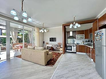 Продажа коттеджей и домов: Продаётся уютная дача в с. Байтик, пос. Гидрогеолог Площадь дома: 130 — 6