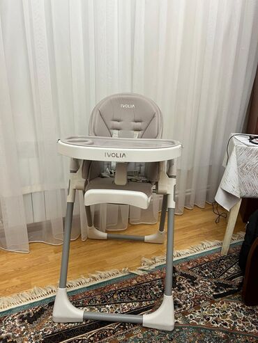 Gəzinti arabaları: Sabiwbaki….Masa yaxhsi veziyyetdedi boya gore tenzimlenir uzanigli