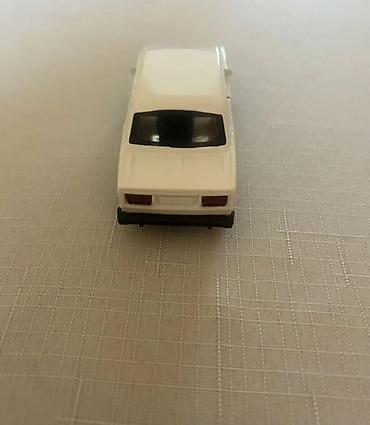 avtovaz oyuncaq treyler: Miniatür LADA 2105 model maşın - Miqyas: təxmini 1:36–1:43 (kompakt — 5