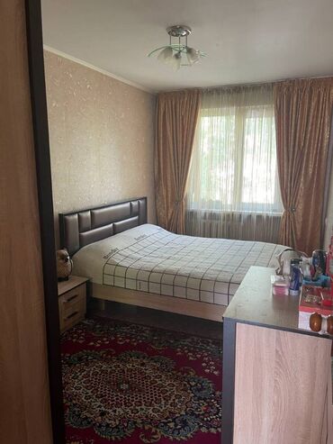 11 микрорайон в Кыргызстан | Продажа квартир: 3 комнаты, 60 м², 104 серия, 3 этаж