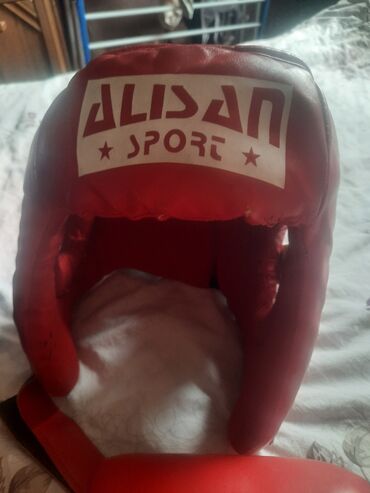 информатика шестой класс: Набор для бокса/кит-боксинга: - 2 шлема ALISAN Sport: красный и