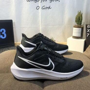 мужская обувь найк: Кроссовки Nike Air Zoom (бег/тренировки) - Цвет: черный с белыми