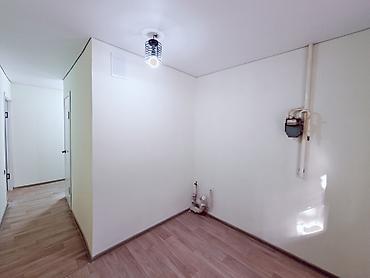 Продажа квартир: 1 комната, 35 м², 8 мкр 104 серия, 1 этаж, Свежий ремонт — 9