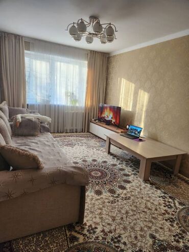 Офисы: 3 комнаты, 58 м², 104 серия, 1 этаж, Косметический ремонт