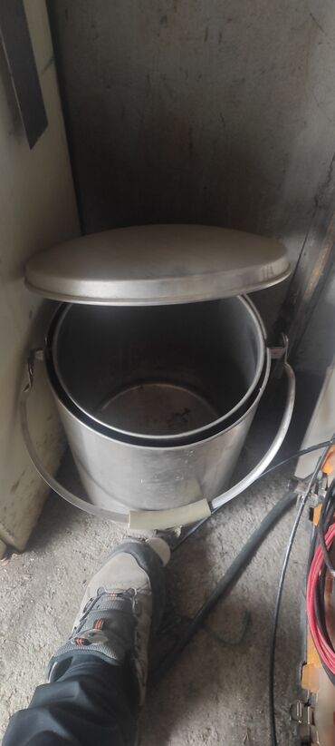 ведро для туалета: Ведро с контейнером для био отходов ветеренарной клиники из нержавейки