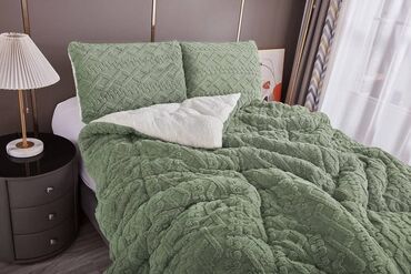 Ćebad i pokrivači: Jorgan + dve jastucnice 4800din — 6