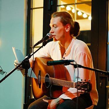не пригодился: 🎸 Научу играть любимые песни на гитаре | Индивидуальные занятия — 1