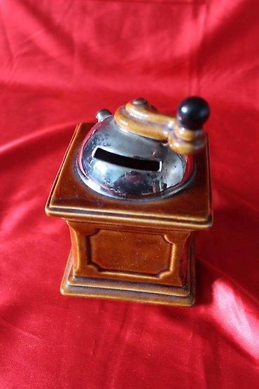 Stare vaze i dekor: STARA KERAMIČKA ŠTEDNA KASA U OBLIKU MLINA, GEBEL | Stara keramička — 1