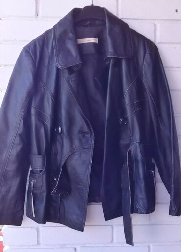 Ostale jakne, kaputi, prsluci: Kozna zenska jakna dimenzije obim grudi 51 sirina ramena 43 duzina 61