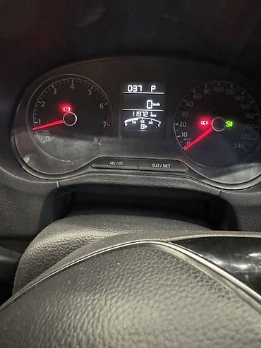 фольксваген поло л с: Volkswagen Polo Sedan – ağ rəng, şəhər və uzun yol üçün praktik və — 10