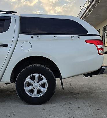 запчасти opel omega b: Mitsubishi L200 pikap üçün sərt kuzov qapağı (kabin/kapot üstü — 1