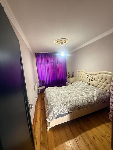 Mənzil kirayələyirəm: Mənzilin təsviri 67000 min SATILIR - Geniş, işıqlı zal: L formalı — 4