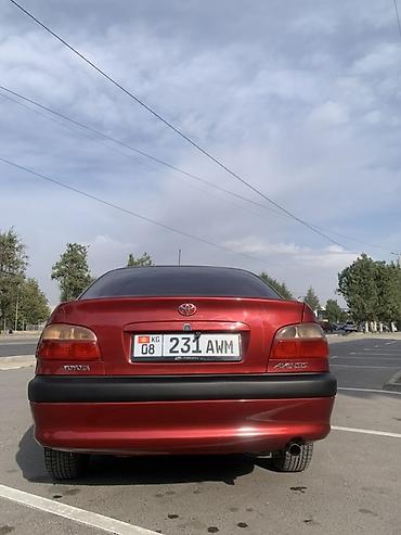 ош авто базар: Toyota Avensis: 2001 г., 2 л, Кол менен иштөөчү, Бензин, Седан — 2