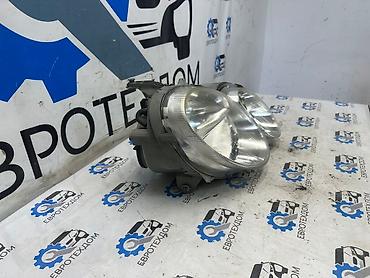 Другие детали электрики авто: Фара Mercedes W209 Hella, оригинал — 2