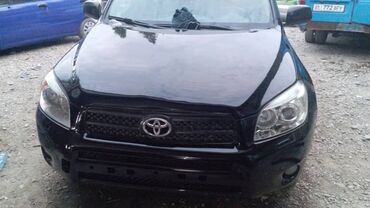 продаю трактор 82: Toyota RAV4: 2006 г., 2 л, Механика, Бензин, Кроссовер