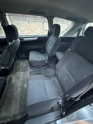 Toyota: Toyota Ipsum: 2004 г., 2 л, Автомат, Дизель, Минивэн — 11