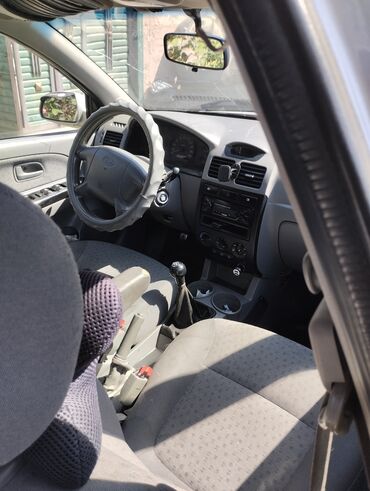 радиатор отопительный: Kia Rio: 2003 г., 1.5 л, Механика, Бензин, Хэтчбэк