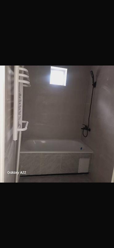 Продажа коттеджей и домов: 🏡 **ПРОДАЁТСЯ ДОМ** 📍 Район: Шоро завод 🏠 Комнаты: 4 📐 Площадь дома — 10