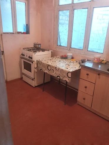 1 комната квартира снять: Kirayə verilir: mebellı bir otaqlı geniş ev Xüsusiyyətlər: - Geniş — 10