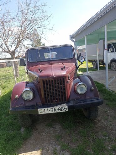 distillə olunmuş su satışı: UAZ : 2.4 l | 1972 il | 52552 km Universal