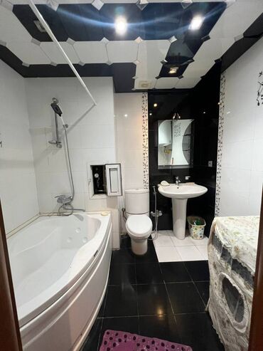 Uzunmüddətli kirayə mənzillər: Xətai Rayonu Xətai Metrosu Ağa Center 2 otaq. Mərtəbə - 16/2 Otaq — 10