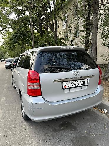 виша: Toyota WISH: 2005 г., 2 л, Бензин, Минивэн — 5
