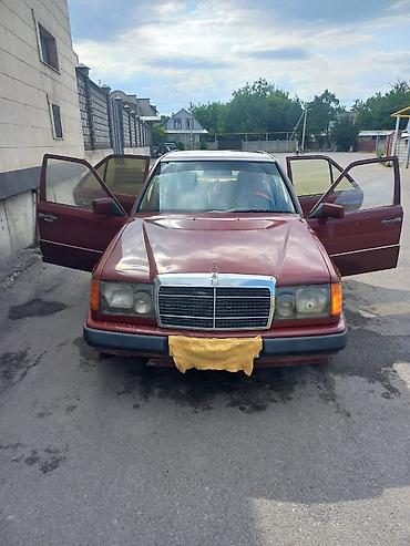 mersedes 212: Mercedes-Benz W124: 1988 г., 2.3 л, Механика, Бензин, Седан — 3