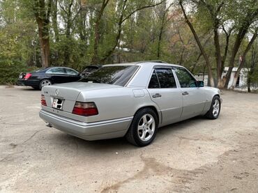 масло в коробку: Mercedes-Benz E-Class: 1994 г., 3.2 л, Автомат, Бензин, Седан