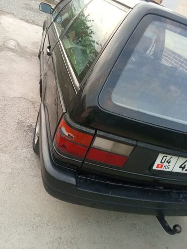 Volkswagen: Volkswagen Passat Variant: 1990 г.