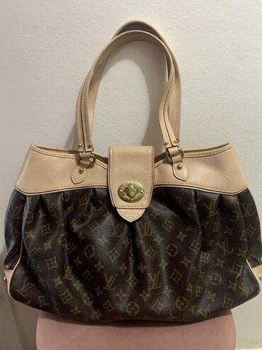 mc torbe: Shoulder bag, Louis Vuitton, Material: Leather