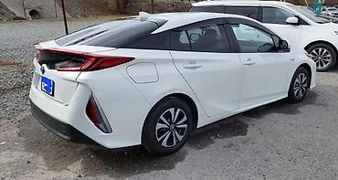 pir: Toyota Prius: 2017 г., 1.8 л, Вариатор, Электромобиль, Хэтчбэк — 5
