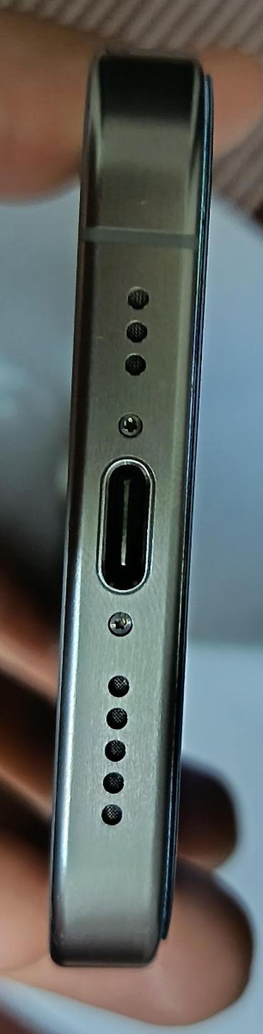 Apple iPhone: IPhone 15 Pro, 128 GB, Black Titanium, Face ID — 6