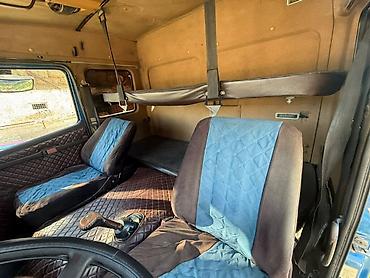 полтавка: Бортовой грузовик Mercedes-Benz (двухрядная кабина) - Тип: бортовой — 8