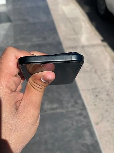Apple iPhone: IPhone 15, 128 GB, Qara, Face ID — 9